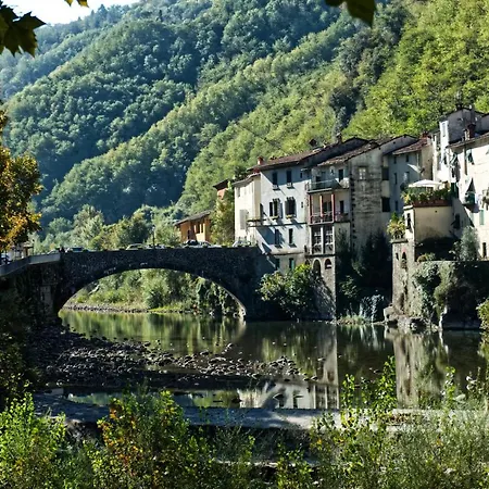 Bed and breakfast Casa Ella 4*