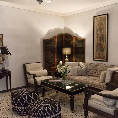 Casa Ella 4*