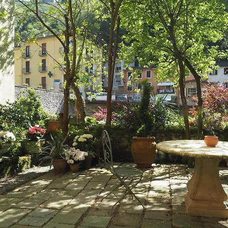 Casa Ella Bed & Breakfast *
