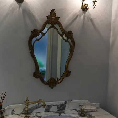 Casa Ella Bed & Breakfast *